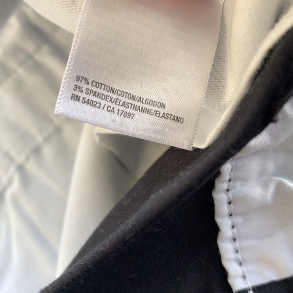 Old Navy Black Shorts Size 16 - Picture 6 of 10